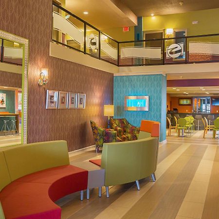 Clarion Inn & Suites Evansville Ngoại thất bức ảnh